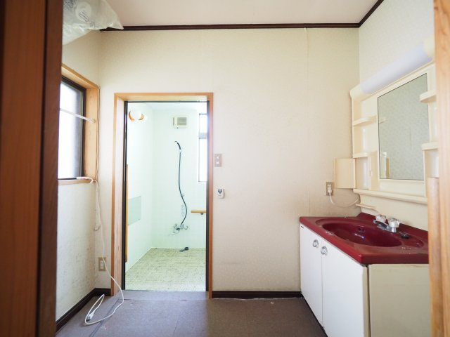  | 横手市二葉町 昭和60年新築の平家戸建て住宅 敷地面積は余裕の287坪
