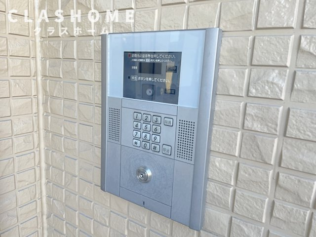 パークハイム　C棟　　刈谷市近郊の賃貸はクラスホーム刈谷店のセキュリティ|別棟の画像です。