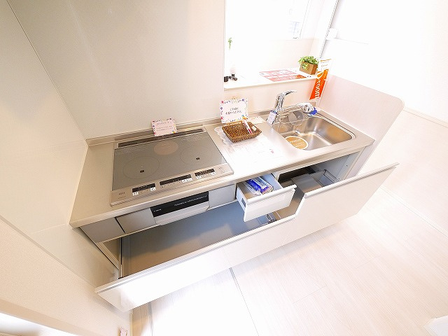 四季の風のキッチン|お料理しやすいキッチンです