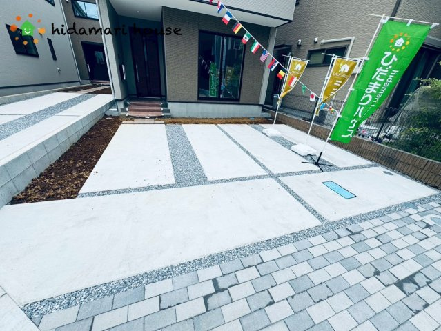 見沼区大和田町1期　新築戸建　アーバンスタイル03の駐車場