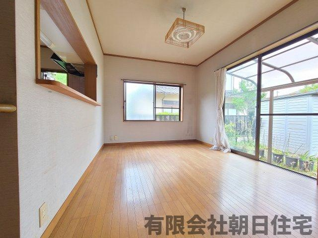 【居間・リビング】 | 学園南1丁目中古平屋 | リビングです～