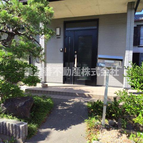 ６１５１７　岐阜市近島中古戸建て