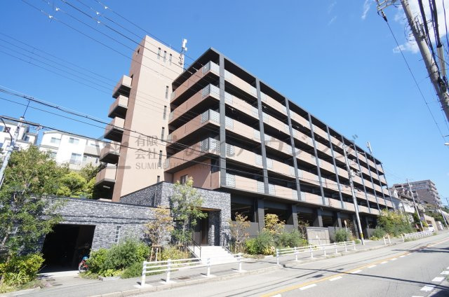 ラ・ティーダ宝塚の外観