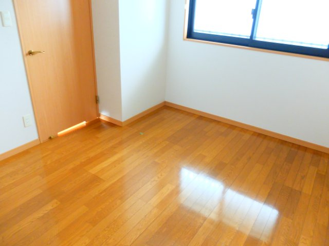 アメニティー青垣の内装|明るい光が差し込みます♪