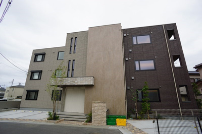 【外観】 | カローレ