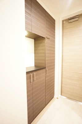 【玄関】 | カローレ