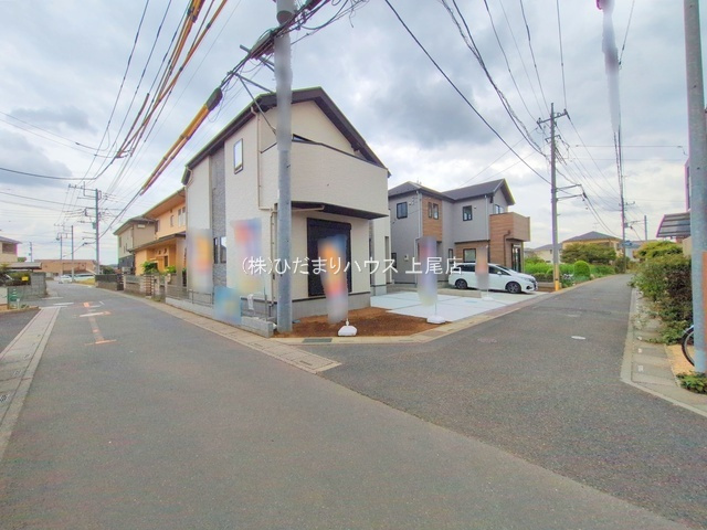 見沼区蓮沼7期　新築戸建　Erde01の前面道路含む現地写真