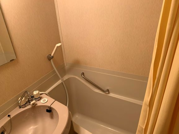 サウスウイングの浴室