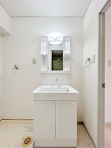 名古屋市千種区今池南の賃貸マンションの独立洗面台