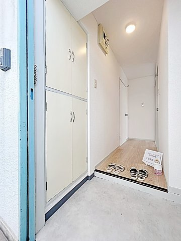 名古屋市千種区今池南の賃貸マンションの玄関
