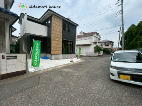 見沼区深作2期　新築戸建　Grece01の前面道路含む現地写真