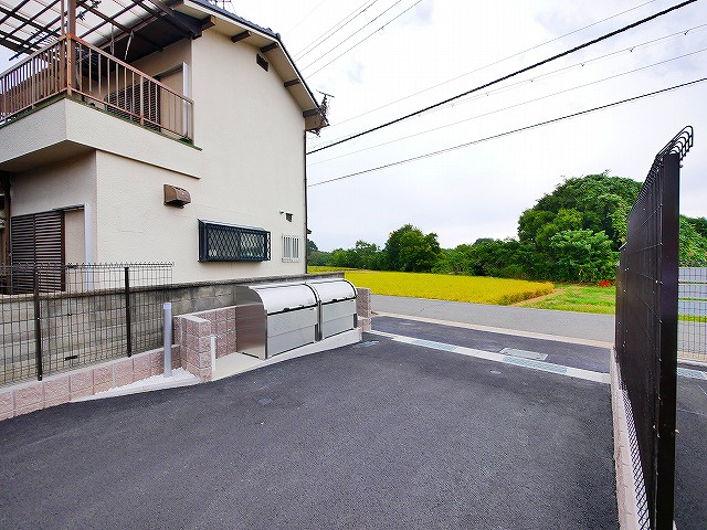 カーサ　ポポラリタのその他共用部分|敷地内ごみ置き場です