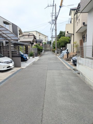 【前面道路含む現地写真】 | 吹田市千里丘上　一戸建て