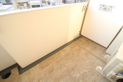 【バルコニー】 | ラブ神戸三宮