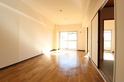 【居間・リビング】 | 緑橋グリーンハイツ