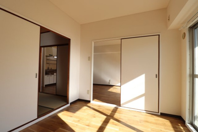 【洋室】 | 緑橋グリーンハイツ