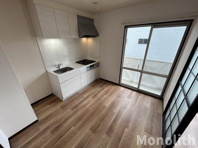 フレグランス福田の居間・リビング