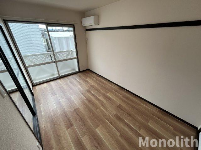 フレグランス福田の洋室