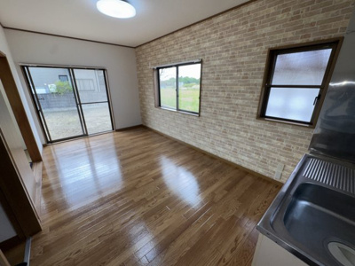 【居間・リビング】 | 富津市上飯野中古戸建