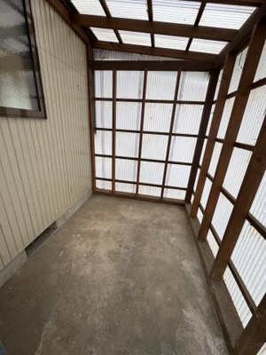 【その他】 | 富津市上飯野中古戸建 | 外物置き