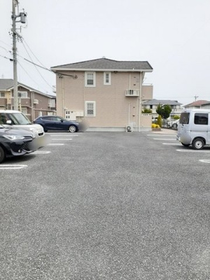 【駐車場】 | ルーカスⅣ