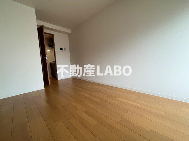 エフエルレジデンス心斎首府の洋室