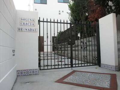 【エントランス】 | ソルナクレイシア平和台