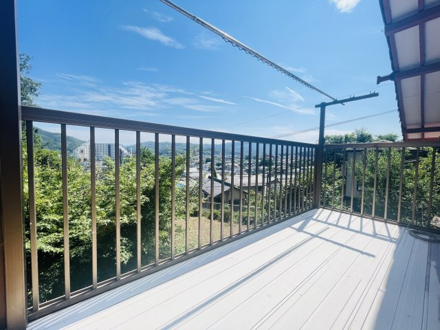 【バルコニー】 | 比企郡小川町大字角山　中古戸建