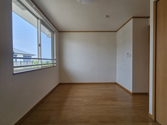 明石市和坂１丁目のアパートの寝室