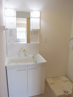 【洗面所】 | グランポルト | コンパクトで使いやすい洗面所