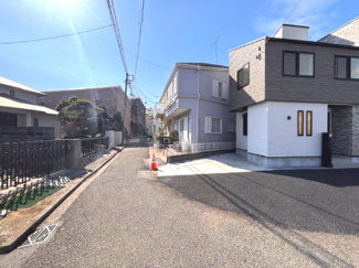 【前面道路含む現地写真】