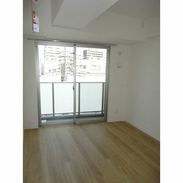 ＣｅｒｃａＥｓｔａｃｉｏｎ（セルカエスタシオン）の居間・リビング