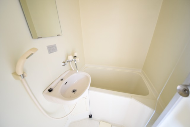 HUKUOKAビルの浴室