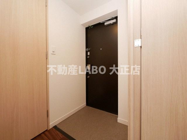 スプランディッド難波元町DUEの玄関