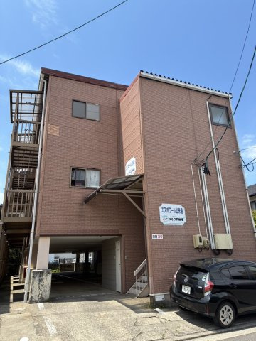 エスポワール出来島の外観