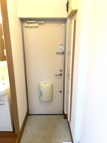 エスポワール出来島の玄関