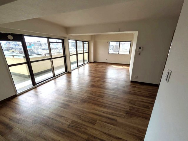 ハッピーコート明石の居間・リビング