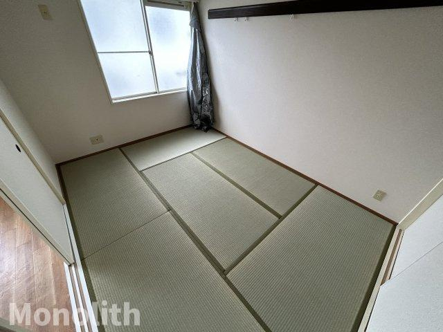 モアクレスト和気A棟の和室