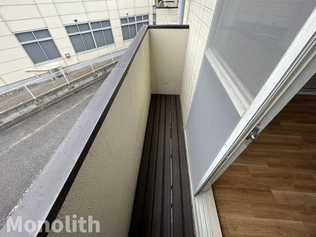モアクレスト和気A棟のバルコニー