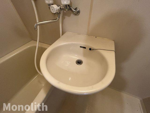 モアクレスト和気A棟の洗面所