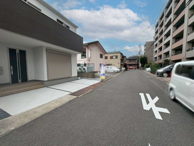 上植野町樋爪の前面道路含む現地写真