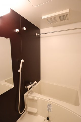 クレストコート靭公園の浴室