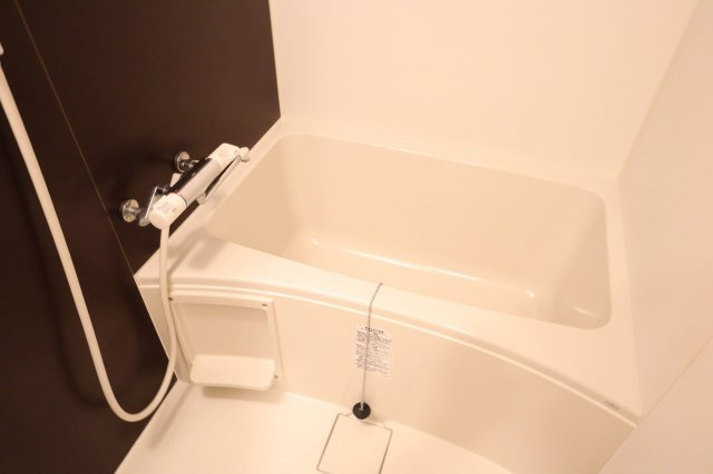 クレストコート靭公園の浴室