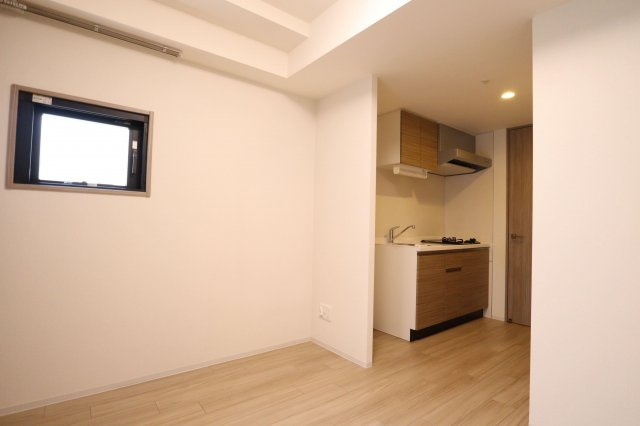 クレストコート靭公園の居間・リビング