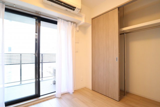 クレストコート靭公園の洋室