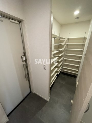 TORISIA　Reveの玄関