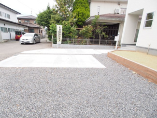 【駐車場】