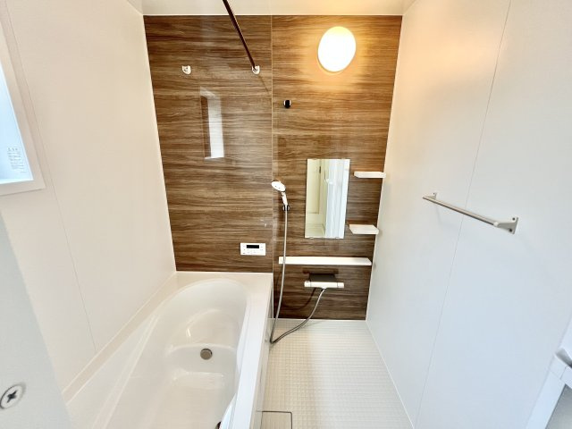 庭代台2期2号棟の浴室