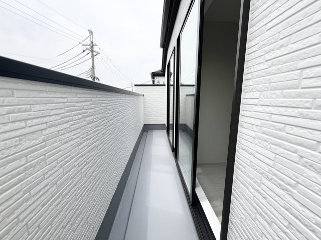 庭代台2期2号棟のバルコニー