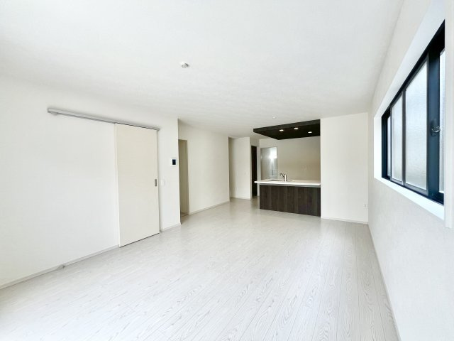 庭代台2期2号棟の居間・リビング